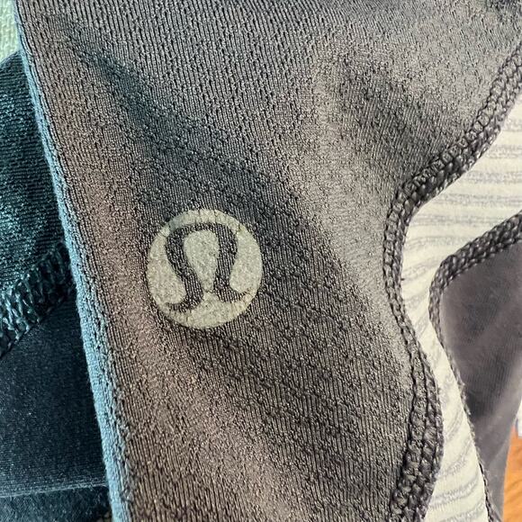 Lululemon Leggings Run Inspire Crop Gray Size 8 Athletica Athletic - Picture 4 of 10
